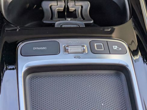 New 2026 Mercedes-Benz GLB 250 4MATIC image 25