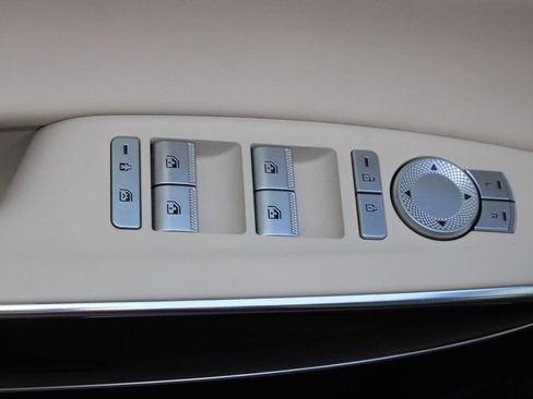 Used 2026 Genesis GV70 2.5T image 13