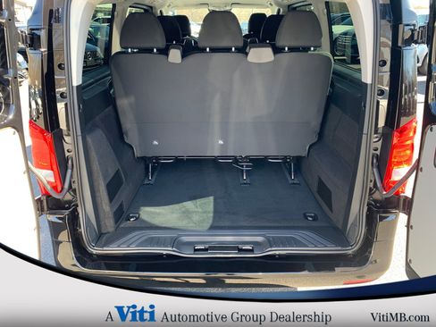 Used 2023 Mercedes-Benz Metris Passenger image 18