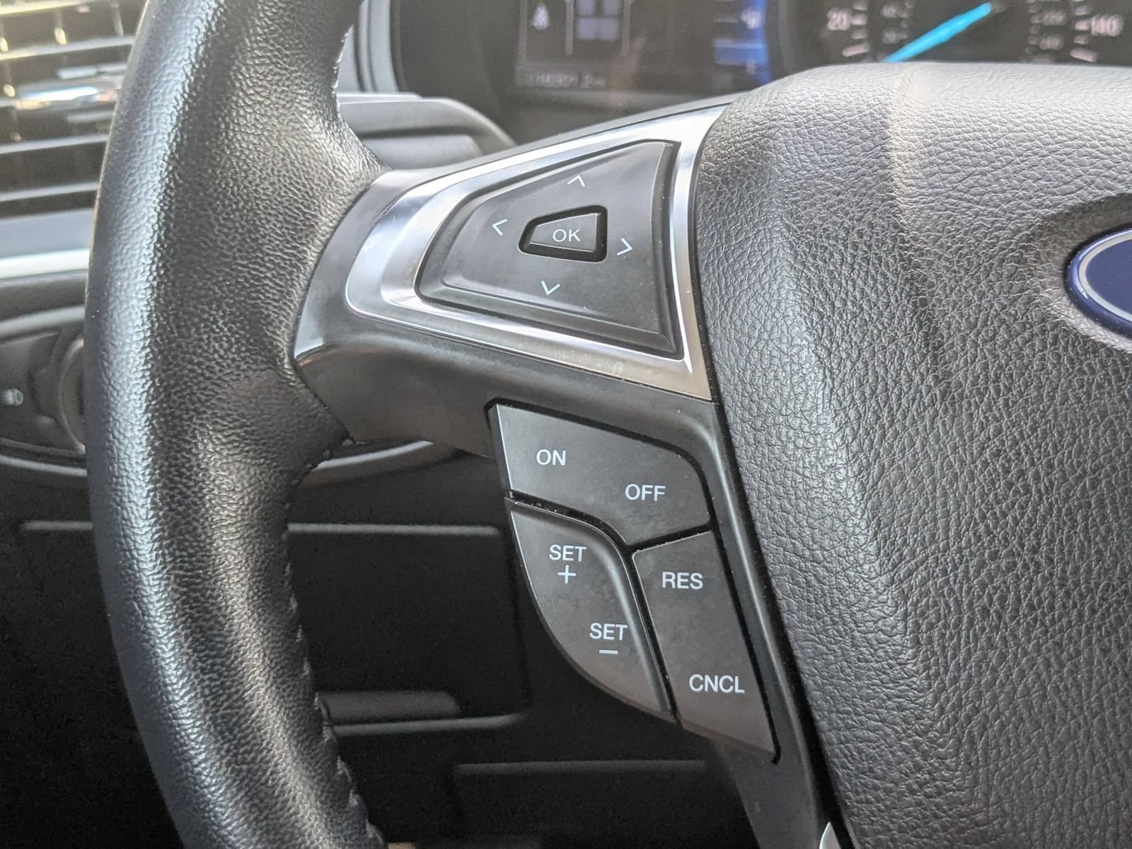Used 2023 Ford Edge SEL w/ Convenience Package AWD/4WD image 17