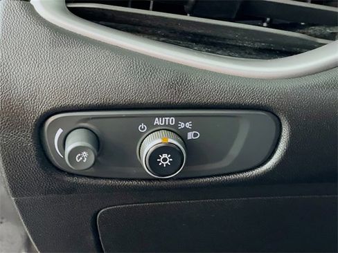 Certified 2022 Chevrolet Malibu LT image 14