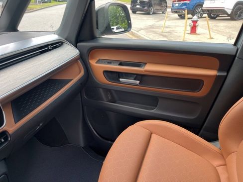 New 2025 Volkswagen ID. Buzz Pro S image 21