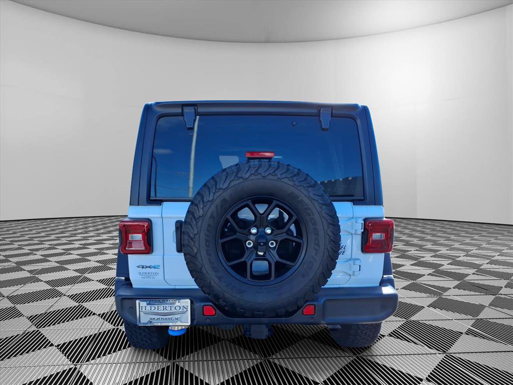 Used 2024 Jeep Wrangler Unlimited AWD/4WD image 27