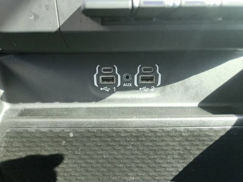 Used 2023 RAM 1500 Laramie AWD/4WD image 31