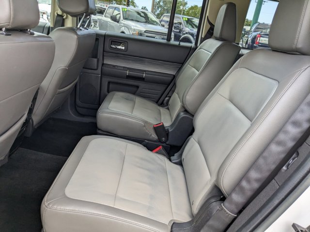 Used 2018 Ford Flex SEL w/ Equipment Group 202A FWD image 17
