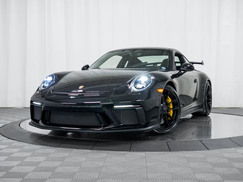 Certified 2018 Porsche 911 GT3 RWD image 43