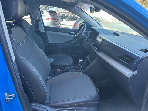 Certified 2023 Volkswagen Taos SE image 36