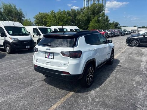 Used 2025 Jeep Compass Limited w/ Elite Group AWD/4WD image 10