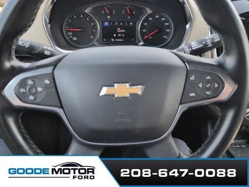 Used 2023 Chevrolet Traverse LT AWD/4WD image 10