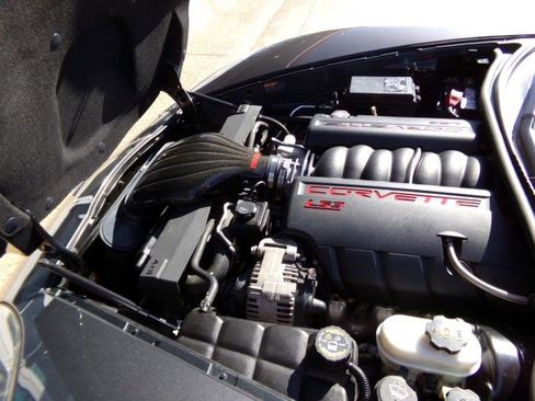 Used 2012 Chevrolet Corvette Convertible image 14