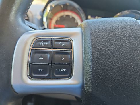 Used 2013 Dodge Grand Caravan Crew w/ Safety Sphere Group FWD image 25