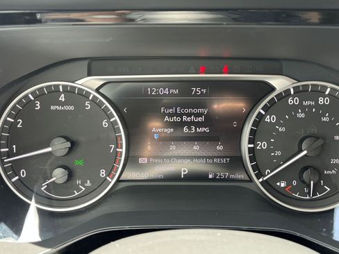 Used 2025 Nissan Pathfinder SV FWD image 43