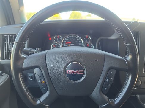 Used 2023 GMC Savana 3500 LS RWD image 19