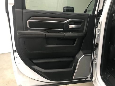 New 2025 RAM 2500 Laramie image 28