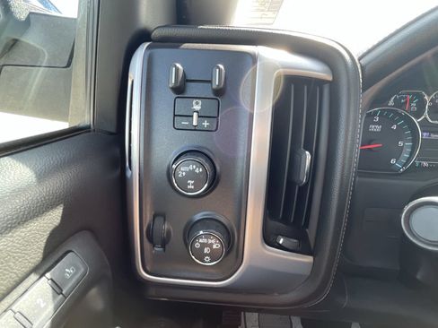 Used 2017 GMC Sierra 1500 SLT AWD/4WD image 17