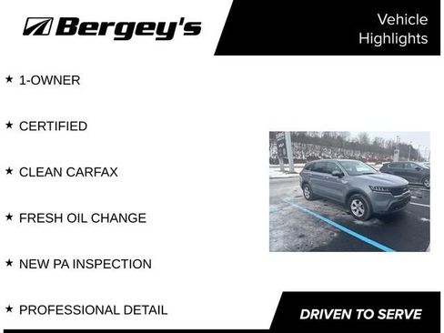 Used 2023 Kia Sorento LX image 4
