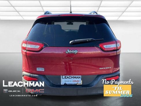 Used 2017 Jeep Cherokee Sport image 6
