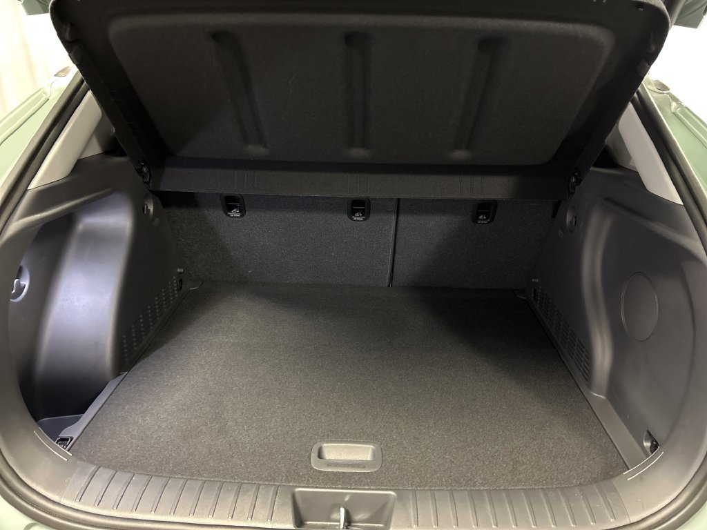 Used 2026 Hyundai Kona Limited FWD image 23