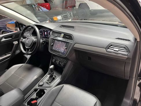 Used 2019 Volkswagen Tiguan SEL AWD/4WD image 21