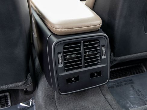 Certified 2021 Porsche Taycan Turbo S image 38