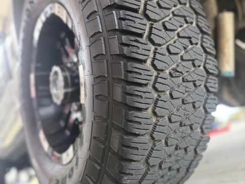 Used 2013 RAM 2500 Laramie w/ Protection Group image 13