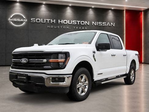 Used 2025 Ford F150 XLT w/ Equipment Group 301A Standard AWD/4WD image 2