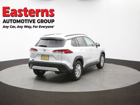 Used 2022 Toyota Corolla Cross LE FWD image 38