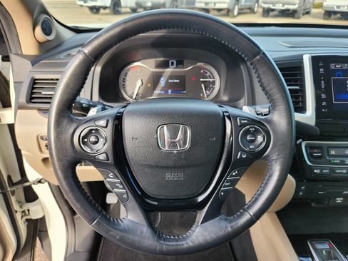 Used 2017 Honda Pilot Elite image 25