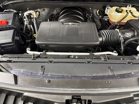 Used 2023 GMC Yukon AT4 image 35