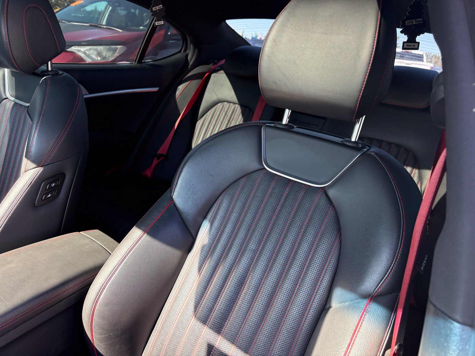 Used 2023 Genesis G70 2.0T w/ Sport Prestige Package RWD image 14
