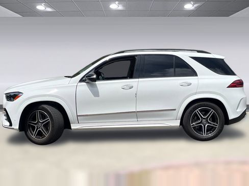 Used 2024 Mercedes-Benz GLE 350 4MATIC image 2