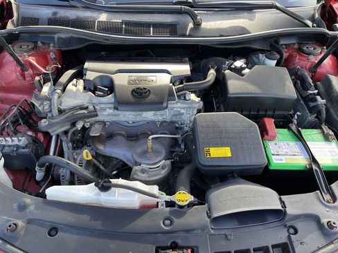 Used 2012 Toyota Camry SE FWD image 23
