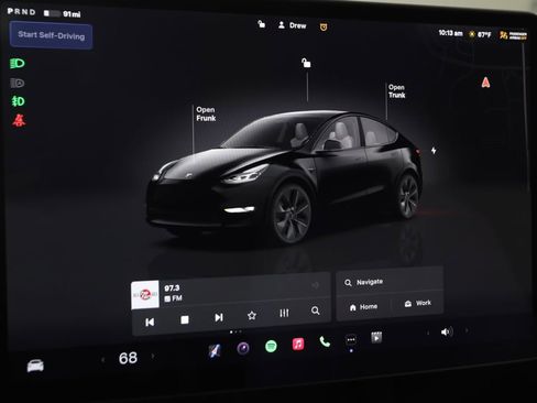 Used 2025 Tesla Model Y Long Range image 31