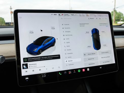 Used 2022 Tesla Model 3 Long Range AWD/4WD image 28
