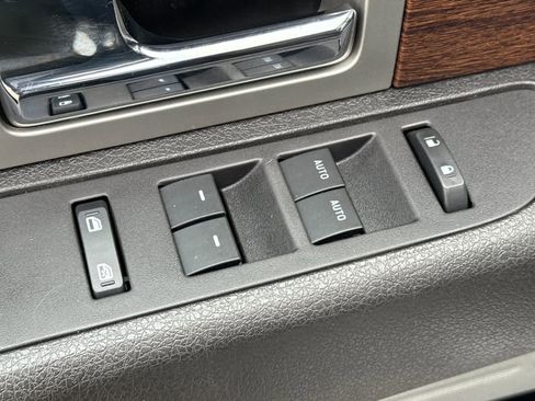 Used 2014 Ford F150 Lariat w/ Equipment Group 502A Luxury image 13