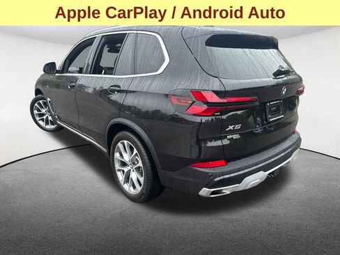 Used 2024 BMW X5 xDrive40i w/ Parking Assistance Package image 9