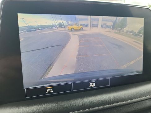 Used 2021 Chevrolet Tahoe LT image 16