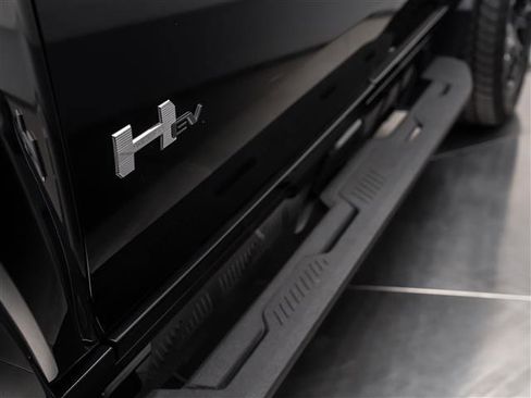 Used 2024 GMC Hummer EV 2X image 33