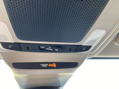 New 2026 Honda HR-V LX image 40