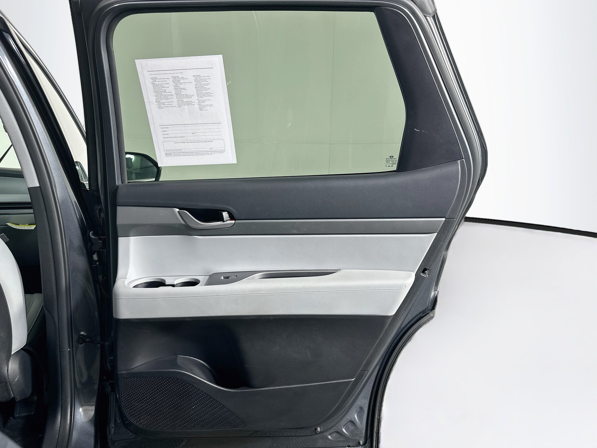 Used 2025 Hyundai Palisade SEL FWD image 33