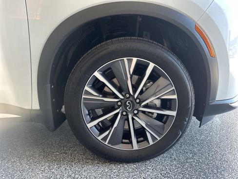 Certified 2026 INFINITI QX60 Luxe w/ Cargo Package AWD/4WD image 33