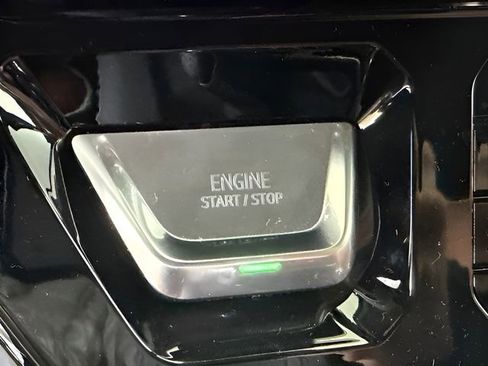 Used 2025 GMC Sierra 1500 Denali Ultimate image 22