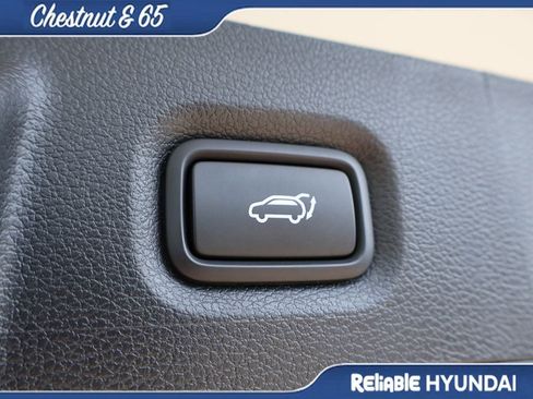 Certified 2023 Hyundai Santa Fe SEL w/ Premium Package FWD image 17
