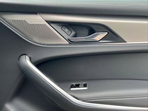 New 2026 Jaguar F-PACE R-Dynamic S image 26