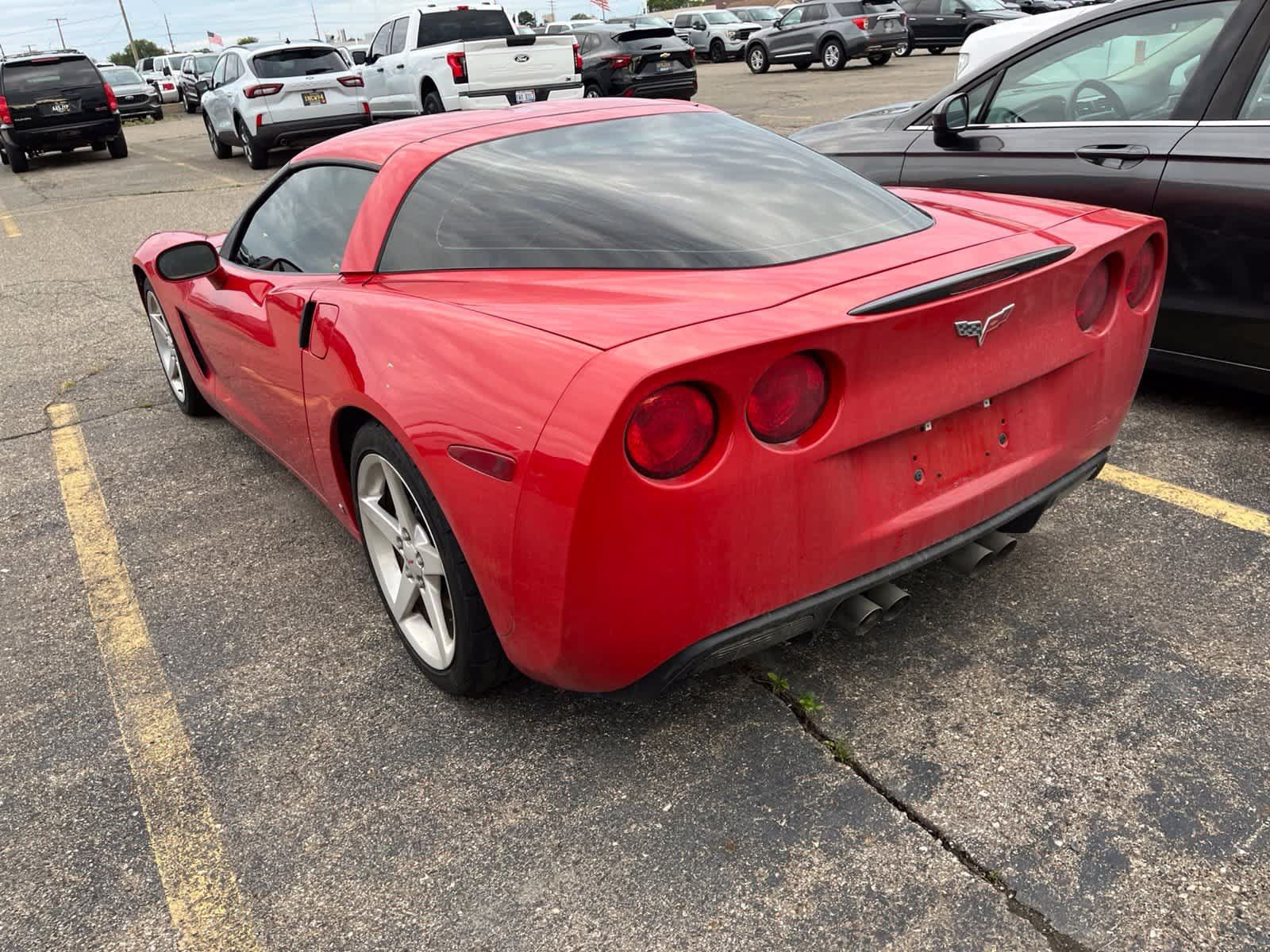 Used 2006 Chevrolet Corvette Coupe w/ Preferred Equipment Group RWD image 13