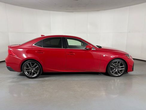 Used 2020 Lexus IS 350 F Sport w/ F Sport Package RWD image 9