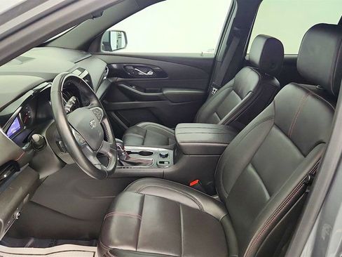 Used 2023 Chevrolet Traverse RS AWD/4WD image 12