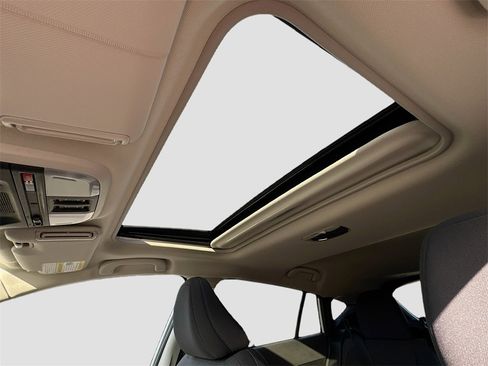 New 2026 Subaru Crosstrek 2.0i Premium image 21