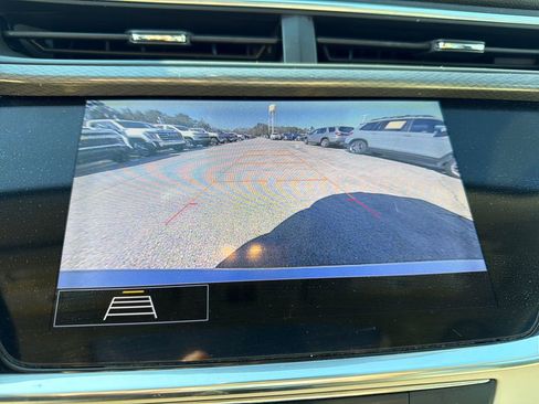 Used 2020 Buick Encore GX Select w/ Experience Buick Package image 21