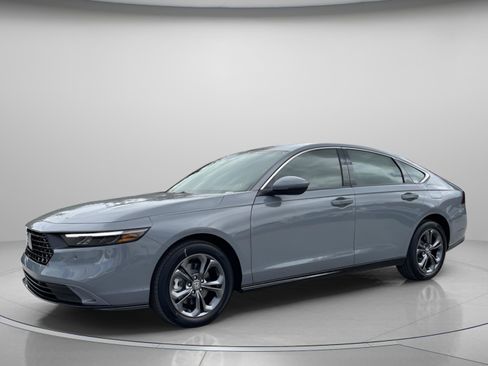 New 2025 Honda Accord EX-L image 4